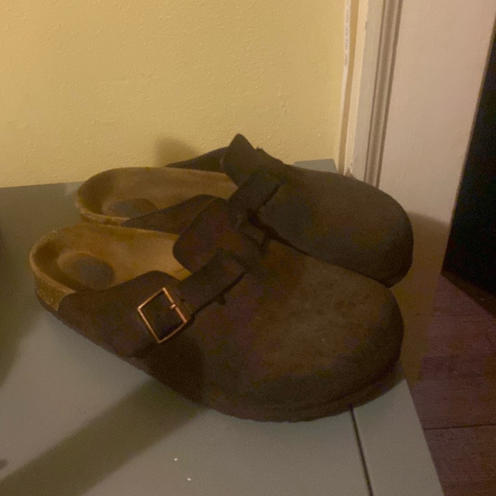 Mocha Boston Birkenstocks